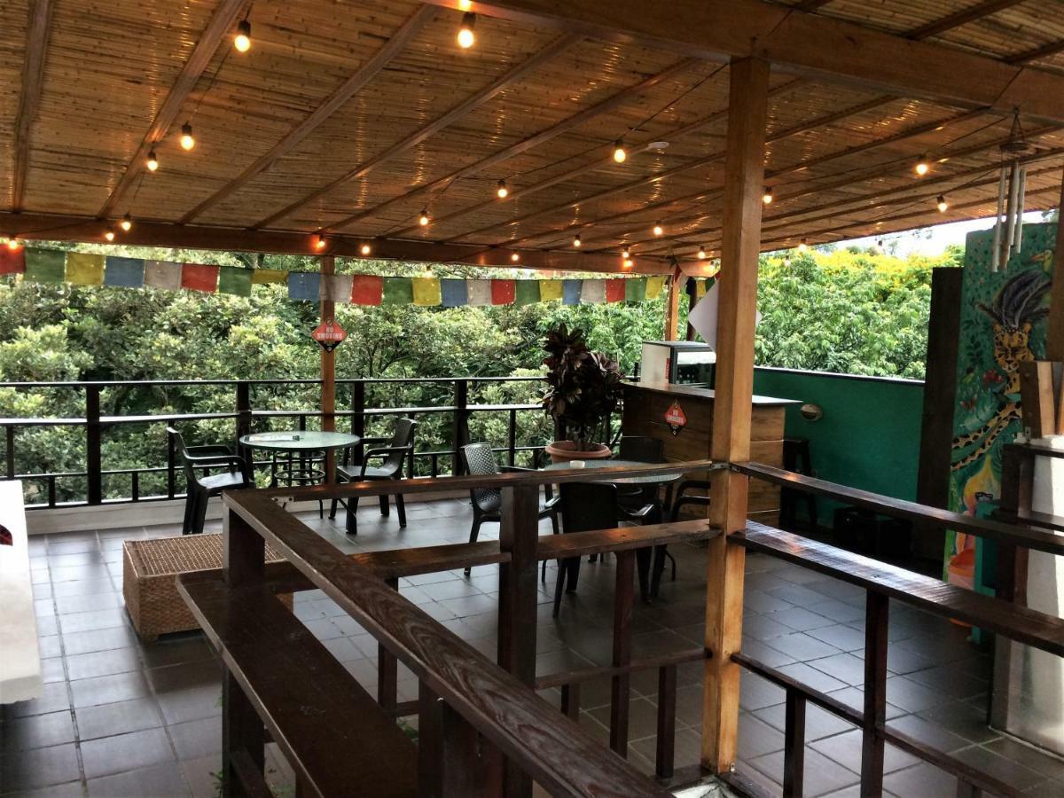 Casa Kiwi Hostel Medellín Extérieur photo
